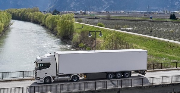 scania-biofuel-logging-on.jpg