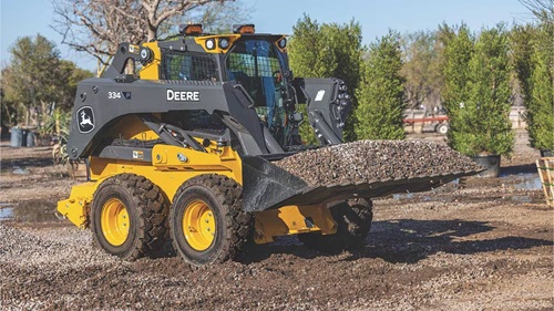 john-deere-pseries-compact-loader-logging-on.jpg