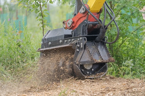 prinoth-m350e-grizzly-mulcher-logging-on.jpg
